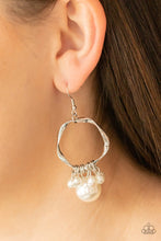 Load image into Gallery viewer, Paparazzi Jewelry Earrings Delectably Diva - White