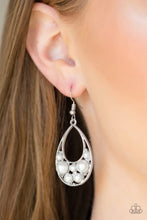 Load image into Gallery viewer, Paparazzi Jewelry Earrings Pearl Pop - White