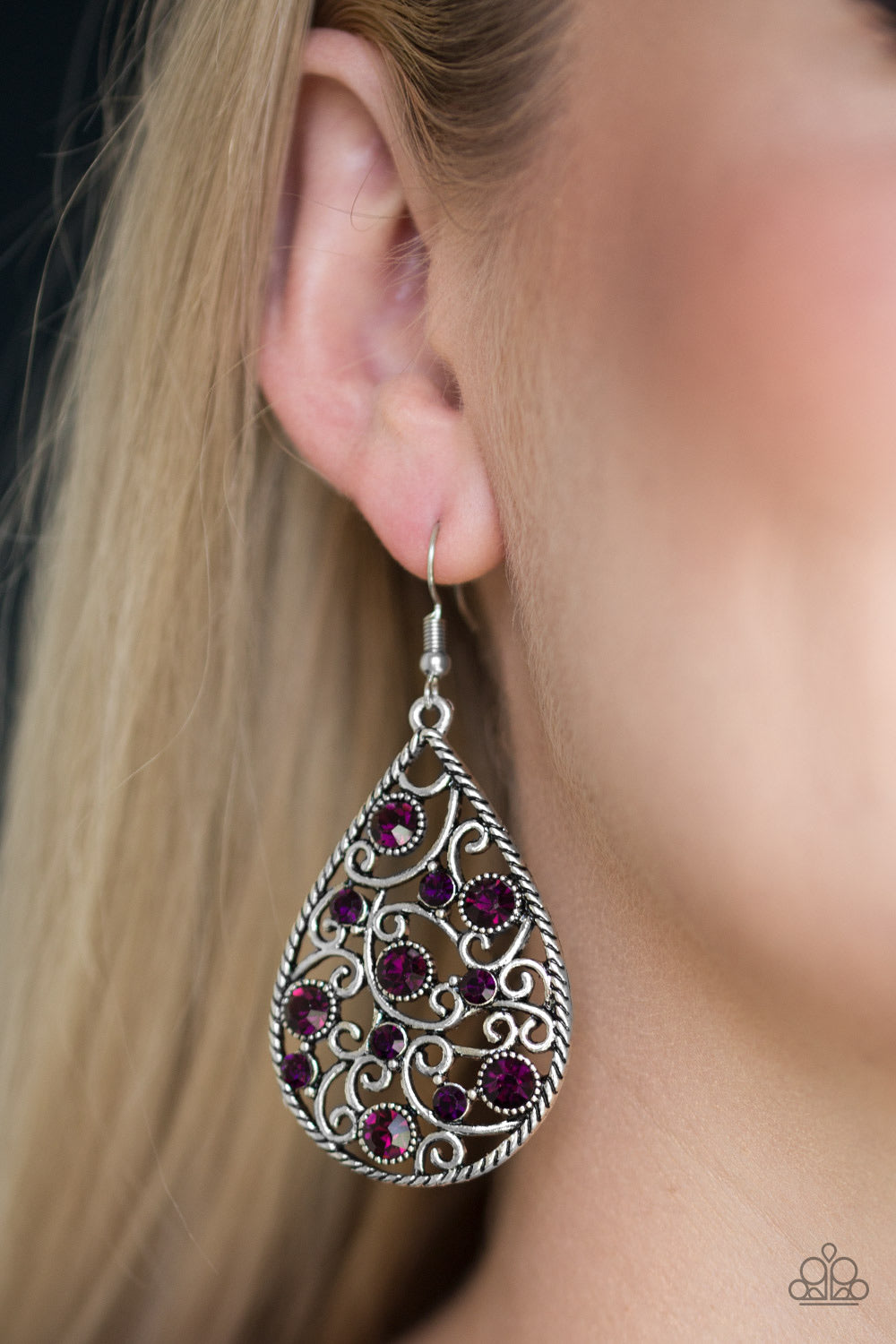 Paparazzi Jewelry Earrings Certainly Courtier Purple
