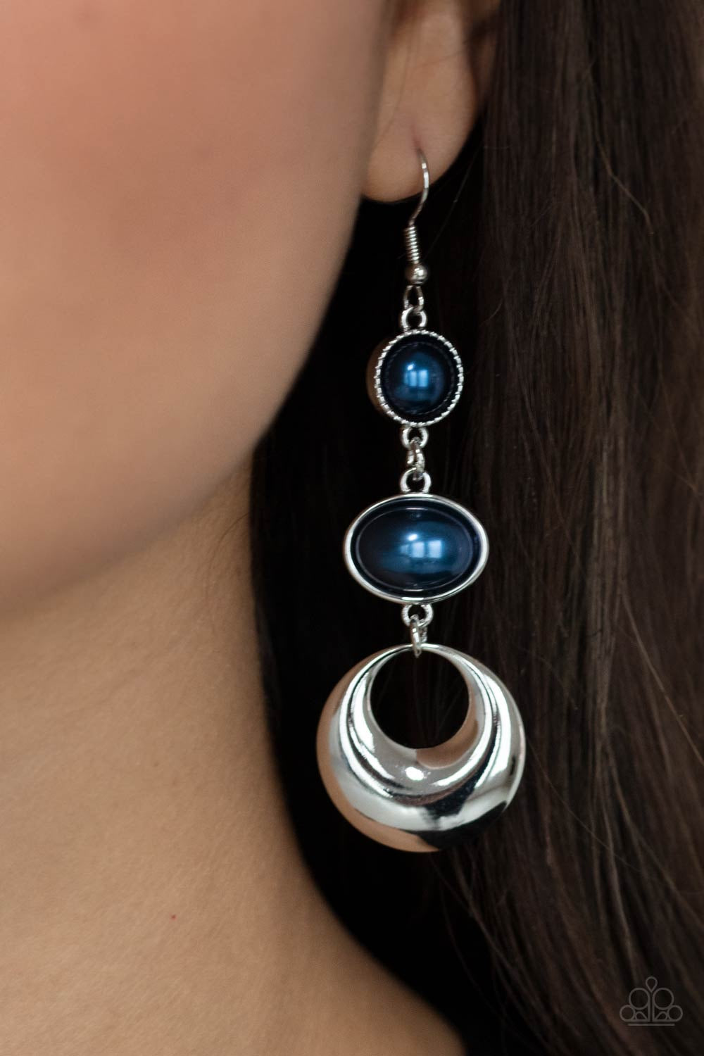 Paparazzi Jewelry Earrings Bubbling To The Surface - Blue