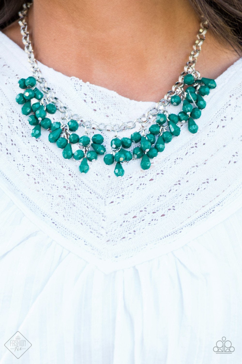 Paparazzi Jewelry Necklace Modern Macarena Green