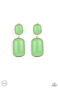Paparazzi Jewelry Earrings Meet Me At The Plaza - Green