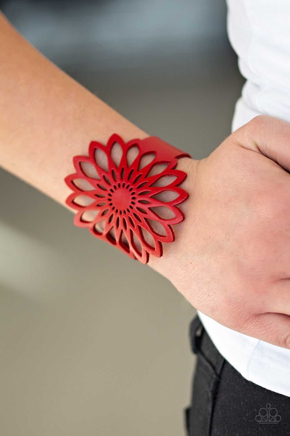 Paparazzi Jewelry Bracelet Wildly Wildflower - Red