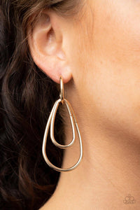 Paparazzi Jewelry Earrings Droppin Drama - Gold