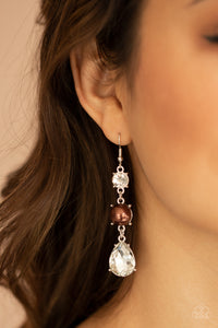 Paparazzi Jewelry Earrings Unpredictable Shimmer - Brown