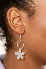 Load image into Gallery viewer, Paparazzi Jewelry Fashion Fix Sunset Sightings