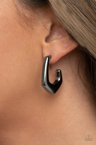 Paparazzi Jewelry Earrings On The Hook - Black