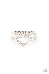 Paparazzi Jewelry Ring First Kisses - White