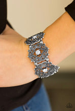 Load image into Gallery viewer, Paparazzi Jewelry Bracelet EMPRESS-ive Shimmer - White