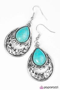 Paparazzi Jewelry Earrings Take Me To The River Blue