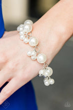 Load image into Gallery viewer, Paparazzi Jewelry Fashion Fix Fiercely 5th Avenue 0519