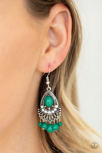 Paparazzi Jewelry Earrings Floating On HEIR - Green