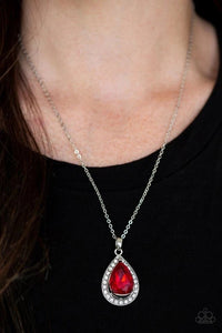 Paparazzi Jewelry Necklace Because I'm Queen - Red