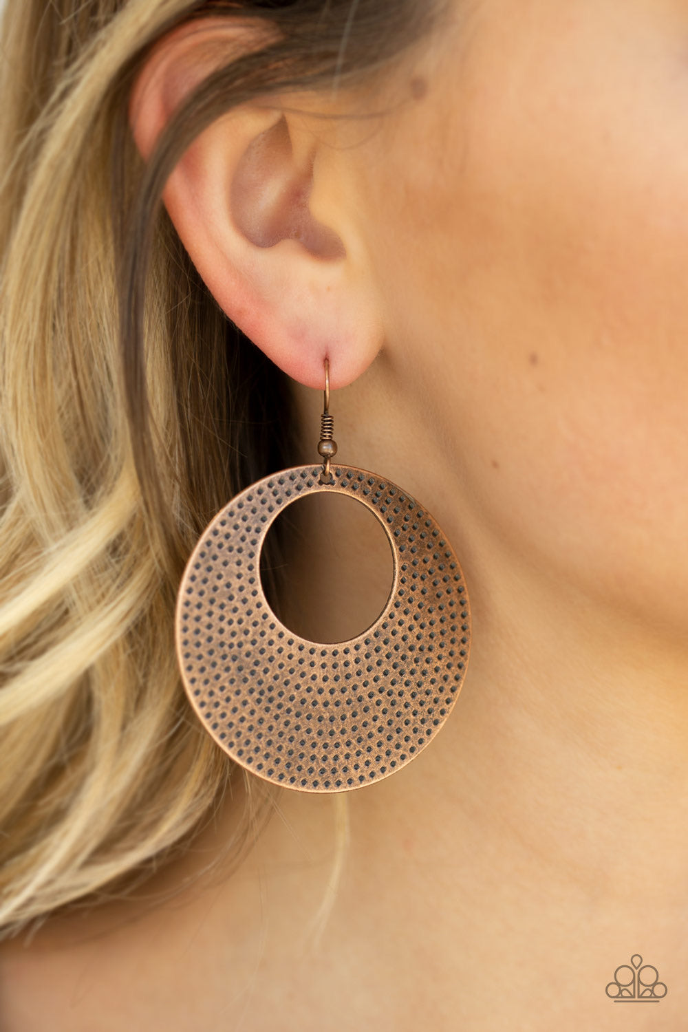 Paparazzi Jewelry Earrings Dotted Delicacy - Copper