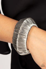 Load image into Gallery viewer, Paparazzi Jewelry Bracelet Wild About Wire - Silver