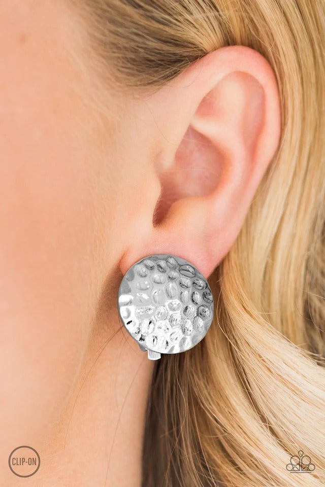 Paparazzi Exclusive Earrings Hold The SHINE - Silver Clip-On