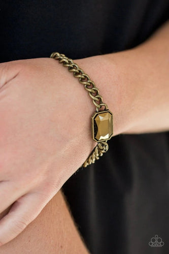 Paparazzi Jewelry Bracelet Command and CONQUEROR - Brass