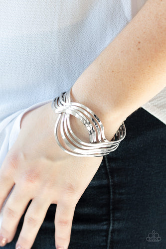 Paparazzi Jewelry Bracelet Curvaceous Curves - Silver