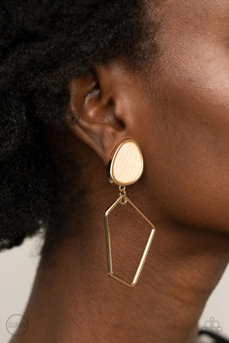 Paparazzi Exclusive Earrings Retro Reverie - Gold