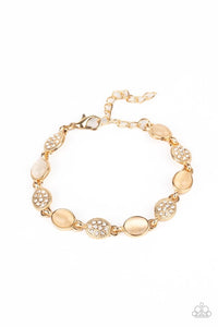 Paparazzi Jewelry Bracelet Stop and GLOW - Gold
