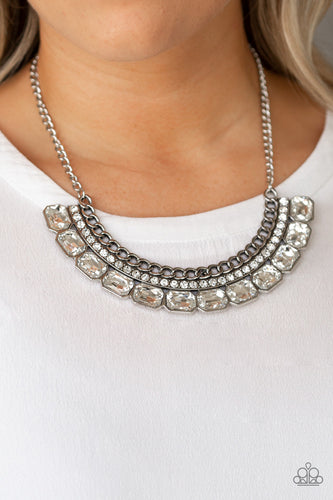Paparazzi Jewelry Necklace Killer Knockout - White