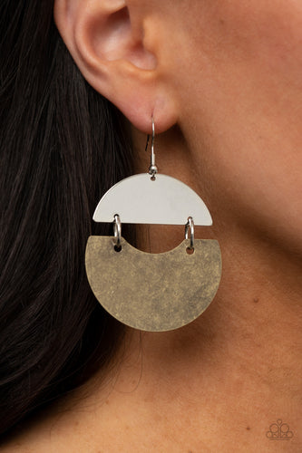 Paparazzi Jewelry Earrings Watching The Sunrise - Brass