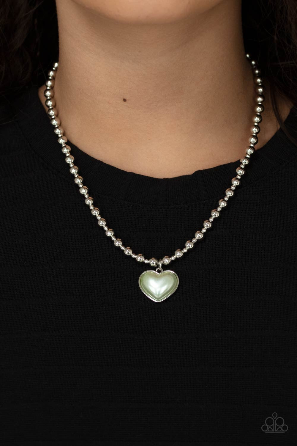 Paparazzi Jewelry Necklace Heart Full of Fancy - Green