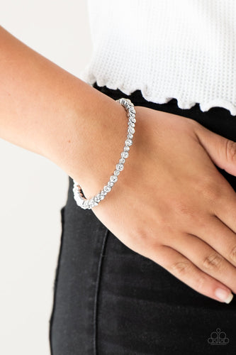 Paparazzi Jewelry Bracelet Seven Figure Fabulous - White