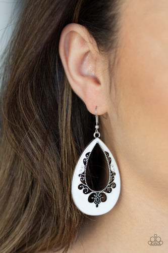 Paparazzi Jewelry Earrings  Compliments To The CHIC - White