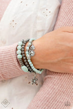Load image into Gallery viewer, 3 Piece Paparazzi Jewelry Fashion Fix Simply Santa Fe 1122