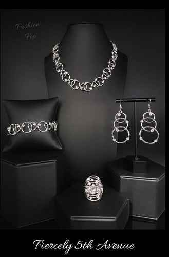 Paparazzi Jewelry Fashion Fix Fiercely 5th Avenue
