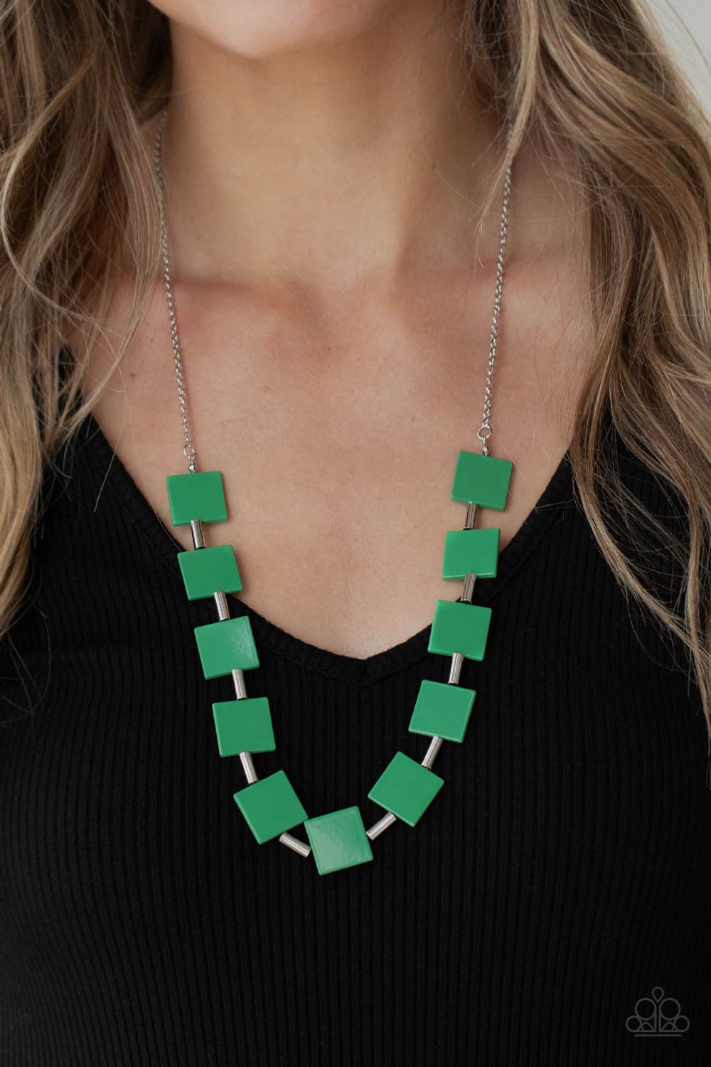 Paparazzi Jewelry Necklace Hello, Material Girl - Green