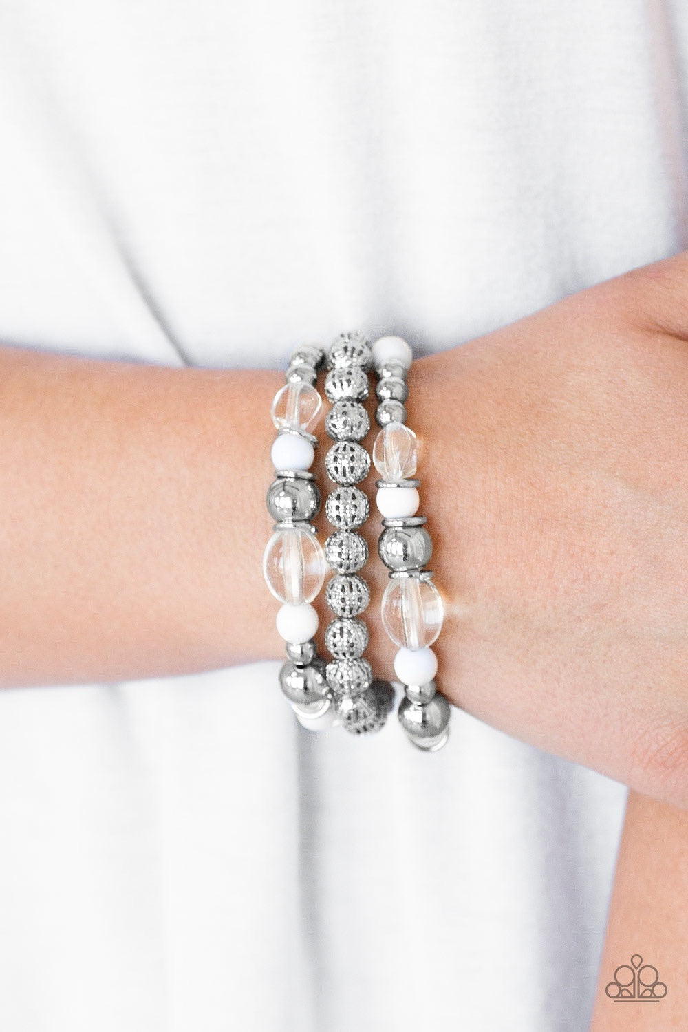 Paparazzi Jewelry Bracelet Malibu Marina - White
