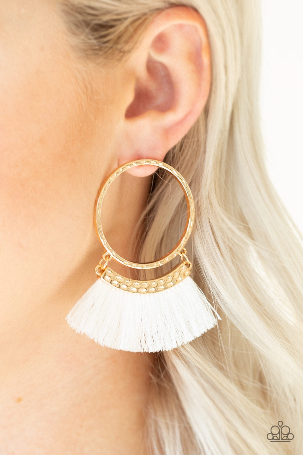 Paparazzi Jewelry Earrings This Is Sparta! - Gold