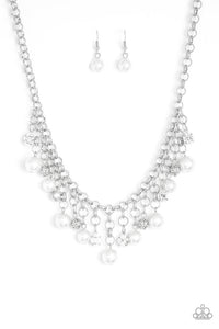 Paparazzi Jewelry Necklace HEIR-headed - White