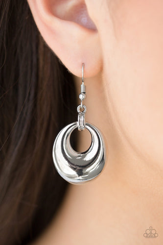 Paparazzi Jewelry Earrings In The BRIGHT Place At The BRIGHT Time - Silver