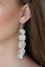 Load image into Gallery viewer, Paparazzi Jewelry Earrings Modern Mecca - Silver