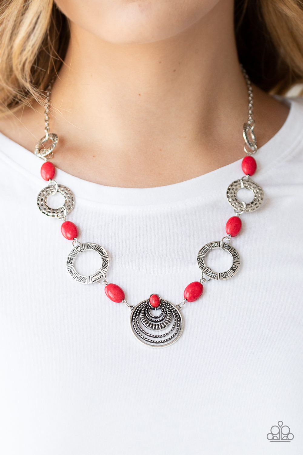 Paparazzi Jewelry Necklace Zen Trend - Red