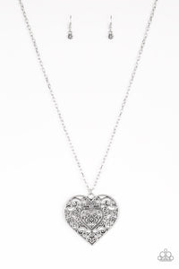Paparazzi Jewelry Necklace Classic Casanova - Silver