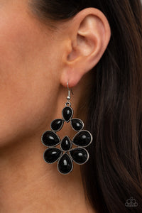 Paparazzi Jewelry Earrings In Crowd Couture - Black