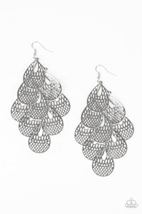 Paparazzi Jewelry Earrings Lure Them In - Silver