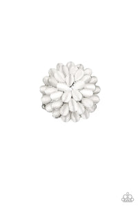 Paparazzi Jewelry Ring Bloomin Bloomer - White