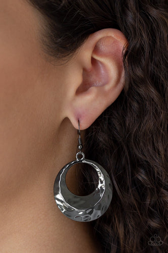 Paparazzi Jewelry Earrings Savory Shimmer - Black