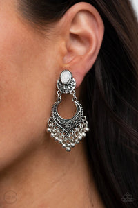 Paparazzi Exclusive Earrings Summery Gardens - White