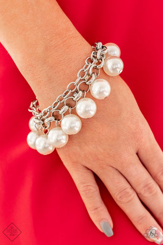 Paparazzi Jewelry Fashion Fix Word On Wall Street
