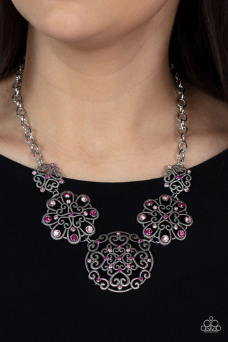 Paparazzi Jewelry Necklace Royally Romantic - Pink