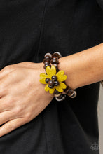 Load image into Gallery viewer, Paparazzi Jewelry Wooden Tropical Flavor - Yellow