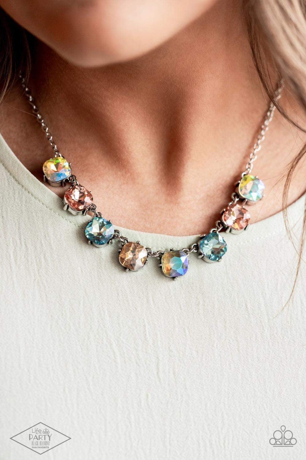 Paparazzi Jewelry Necklace Dreamy Decorum - Multi