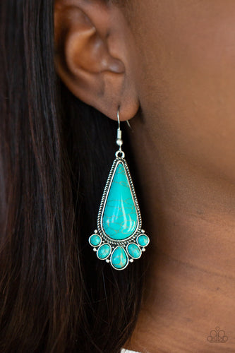 Paparazzi Jewelry Earrings Rural Recluse - Blue
