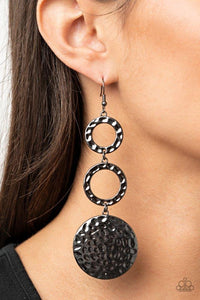 Paparazzi Jewelry Earrings Blooming Baubles Black